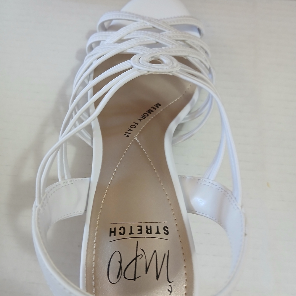 Impo Women's White Strappy Sandals Size 8M New $25 - Picture 6 of 8